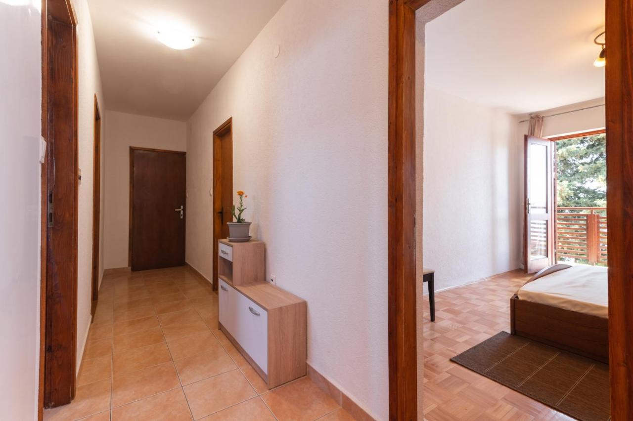 Beachfront Apartments Calm Sea Преко Экстерьер фото